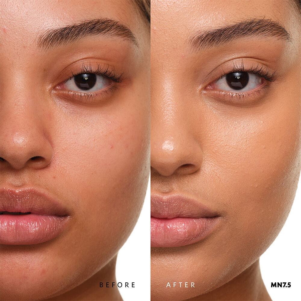 Vorher und nachher YSL SKIN AFFAIR SOFT GLOW CUSHION FOUNDATION MN7.5. Ebenmaßiger Teint mit nahtlosem, strahlendem Soft-Glow-Finish.